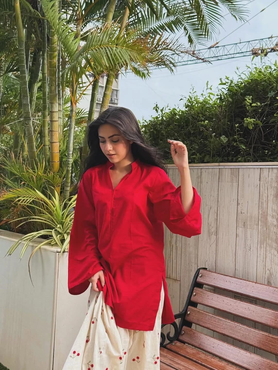 LAL PARI EMBROIDERD 2PC