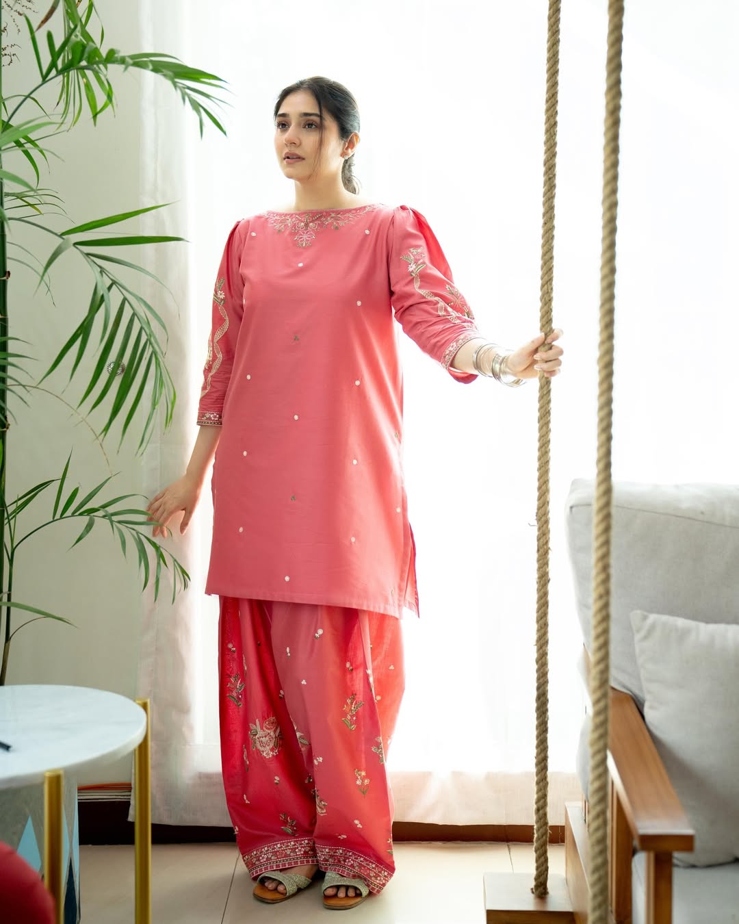 MEHAK FARSHI EMBROIDERED 2PC