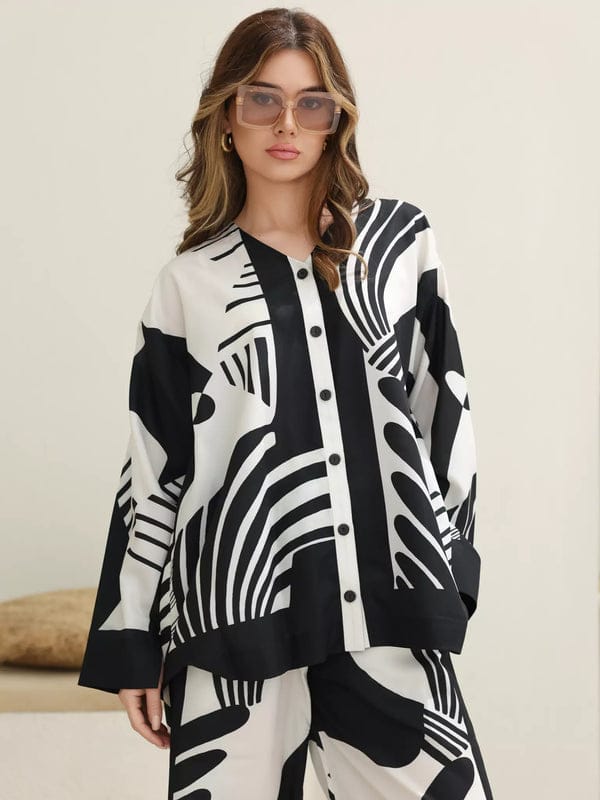 BLACK AND WHITE CORD SET