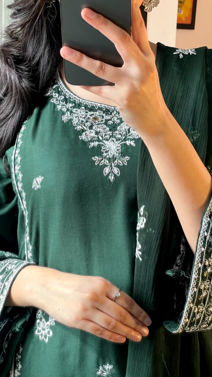 GRACE EMBROIDERED 3PC